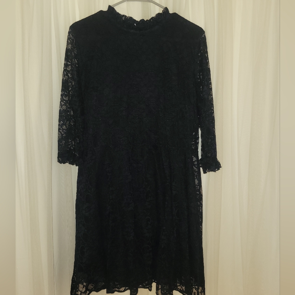 Dress - Picture 2 of 2